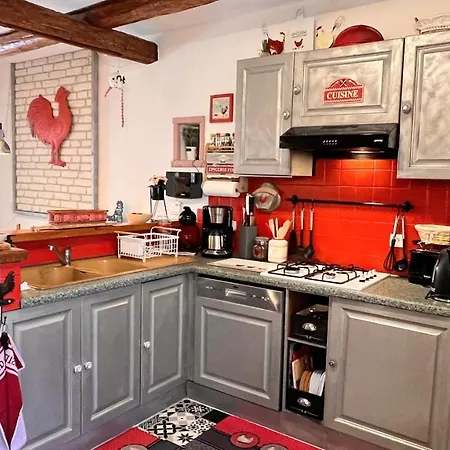 Le Coq Rouge Holiday home *