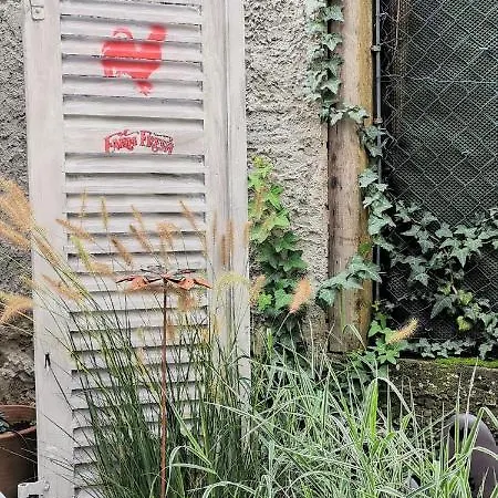 Le Coq Rouge *